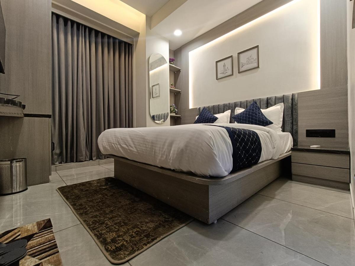 Hotel Asiana Sky Motera Ahmedabad Bagian luar foto
