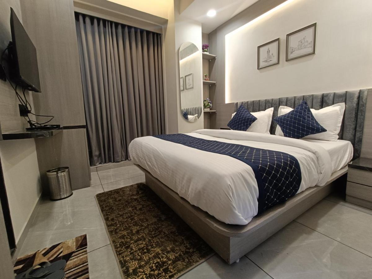 Hotel Asiana Sky Motera Ahmedabad Bagian luar foto