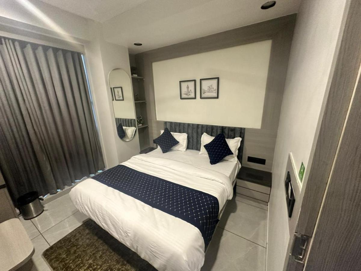 Hotel Asiana Sky Motera Ahmedabad Bagian luar foto