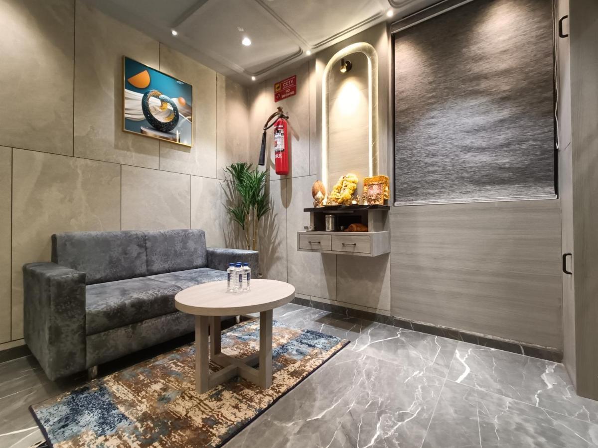 Hotel Asiana Sky Motera Ahmedabad Bagian luar foto